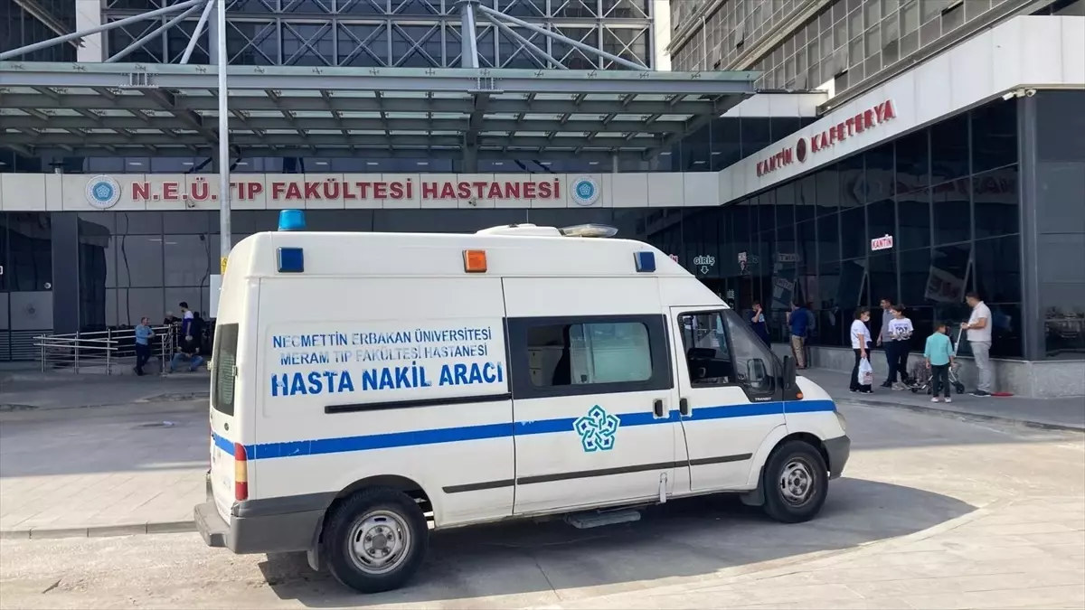 Polise Bıçaklı Saldırı: 1 Yaralı