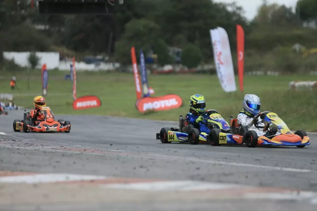 Kocaeli\'de Karting Şampiyonası Tamamlandı