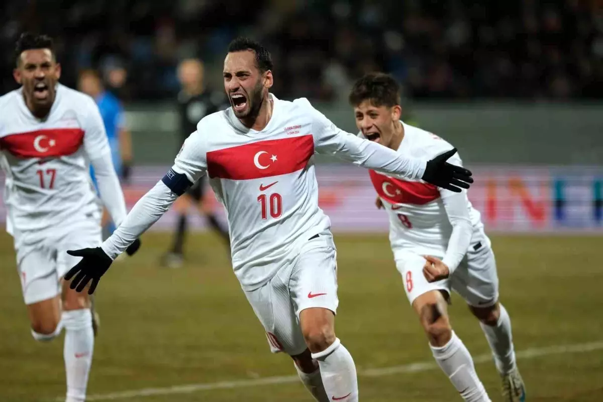 Milli Takım İzlanda\'yı 4-2 Geçti