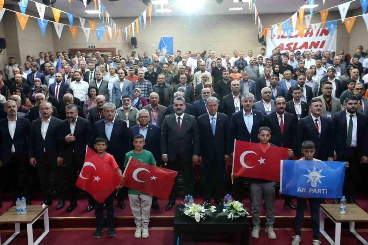 AK Parti 8. Olağan İlçe Kongreleri Kayseri\'de Gerçekleşti