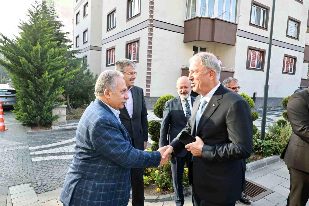 AK Partili İsimler Talas\'ta Toplandı