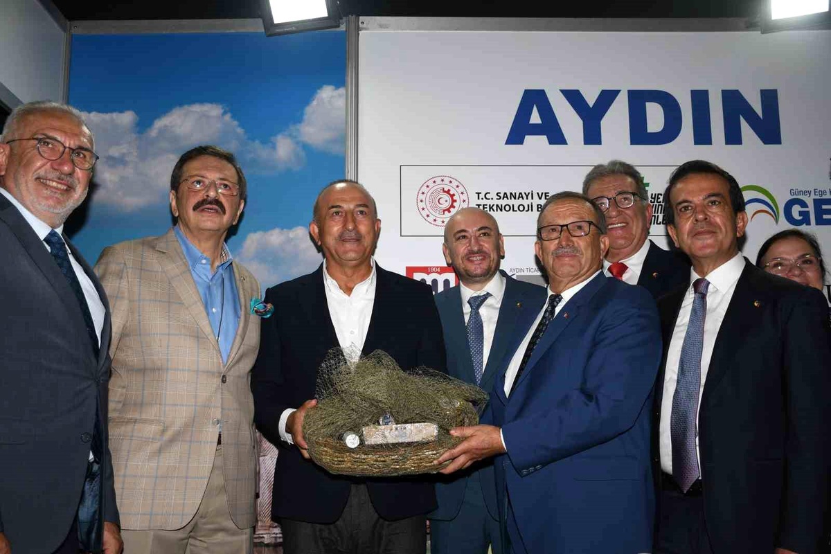 Aydın Memecik Zeytinyağı\'na Plaket