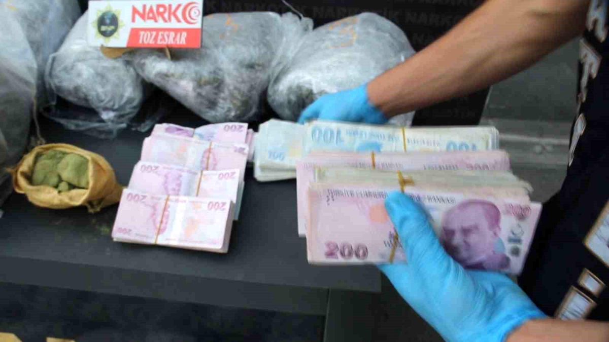 Batman\'da Uyuşturucu Operasyonu: 57 Kilo Esrar Ele Geçirildi