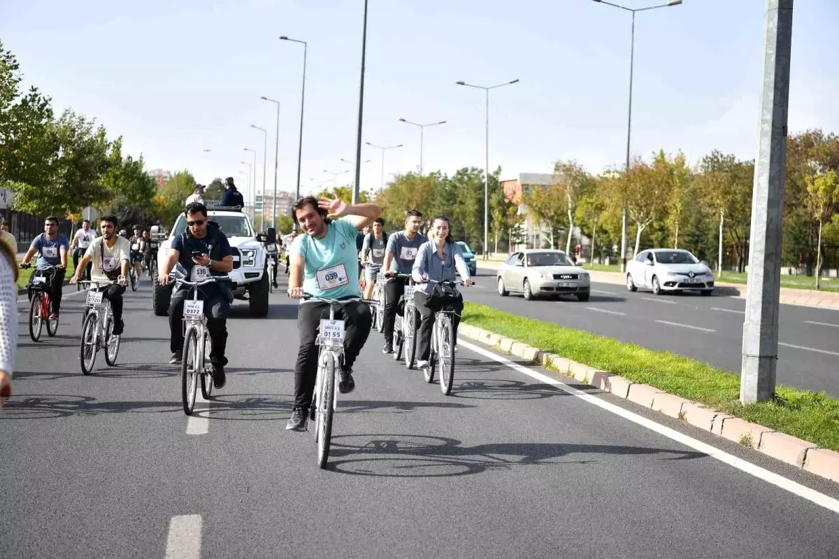 Doktorlar, büyükşehir ile \'sağlık\' için pedalladı