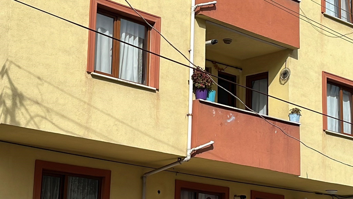 Kocaeli\'de Eşini Vuran Vinç Operatörü Yakalandı