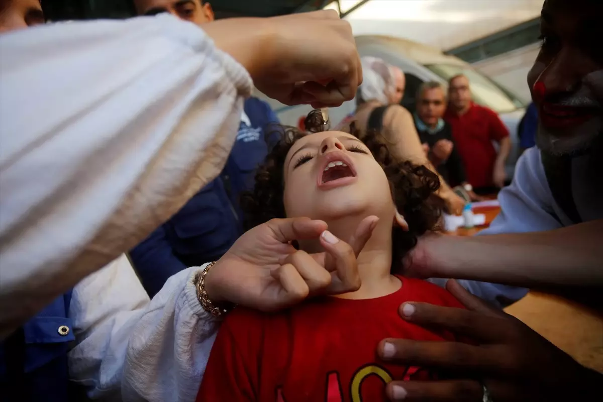 Gazze\'de Çocuk Felci Aşısı İkinci Turu Başladı