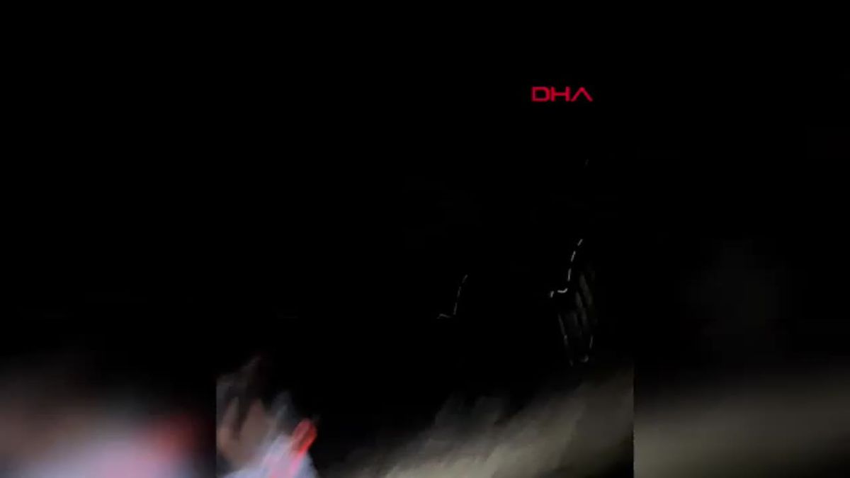 Siirt\'te Heyelan Aracın Suya Kapılmasına Yol Açtı