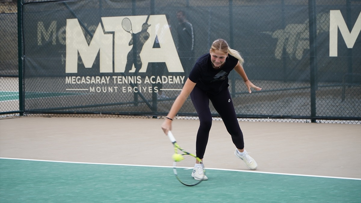Erciyes\'te ITF Tenis Turnuvası Başladı