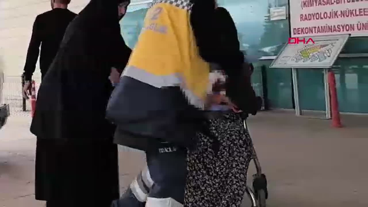Kedinin Saldırısında Yaralandı