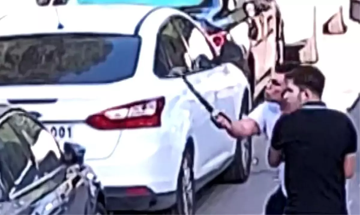 Marmaris\'te Palalı Kavga