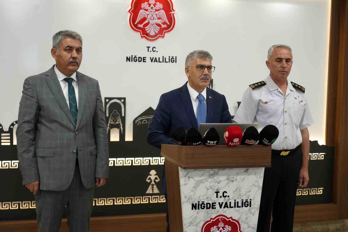 Niğde\'de İl Güvenlik Toplantısı