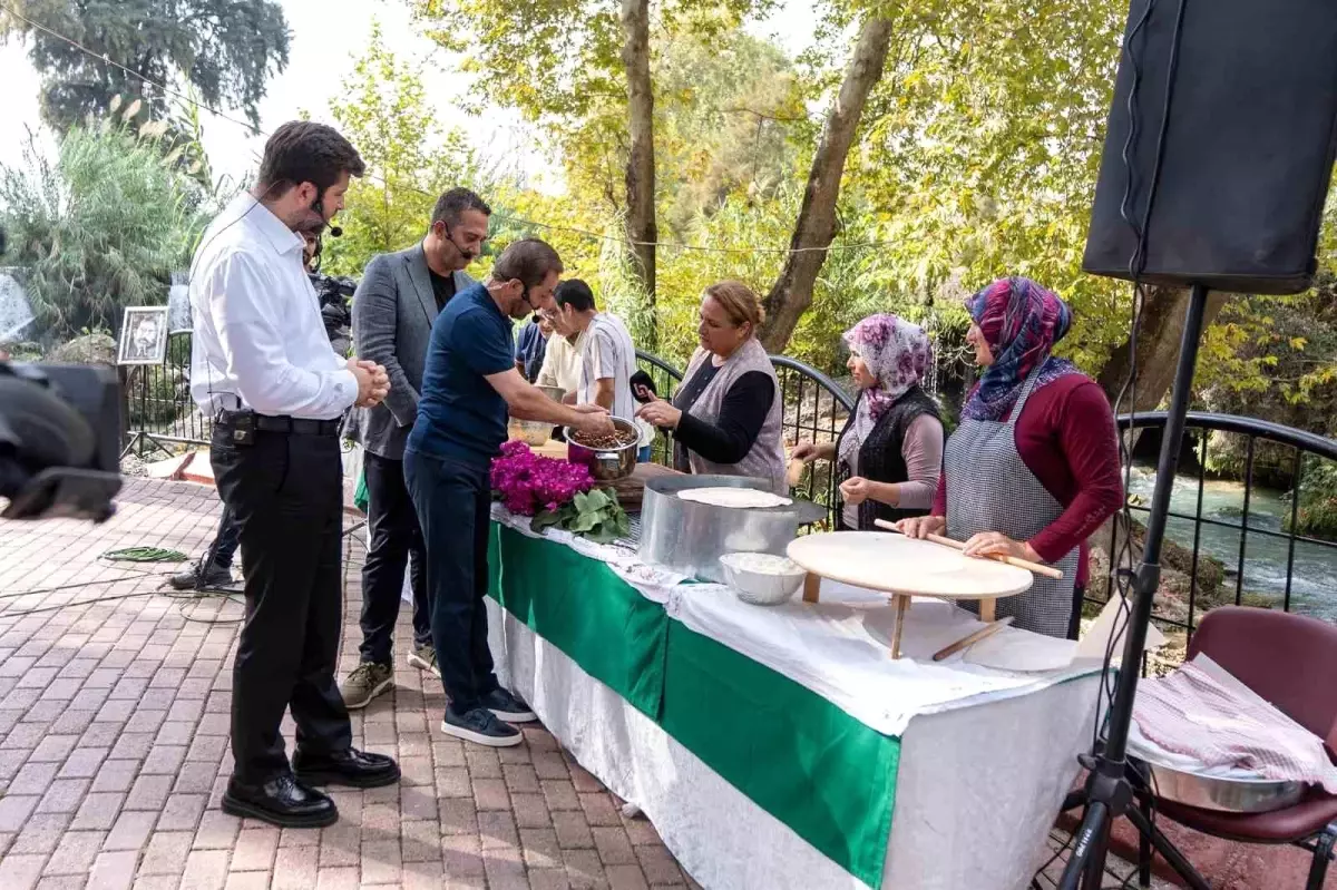 Tarsus\'un Zengin Kültür ve Gastronomisi Tanıtıldı