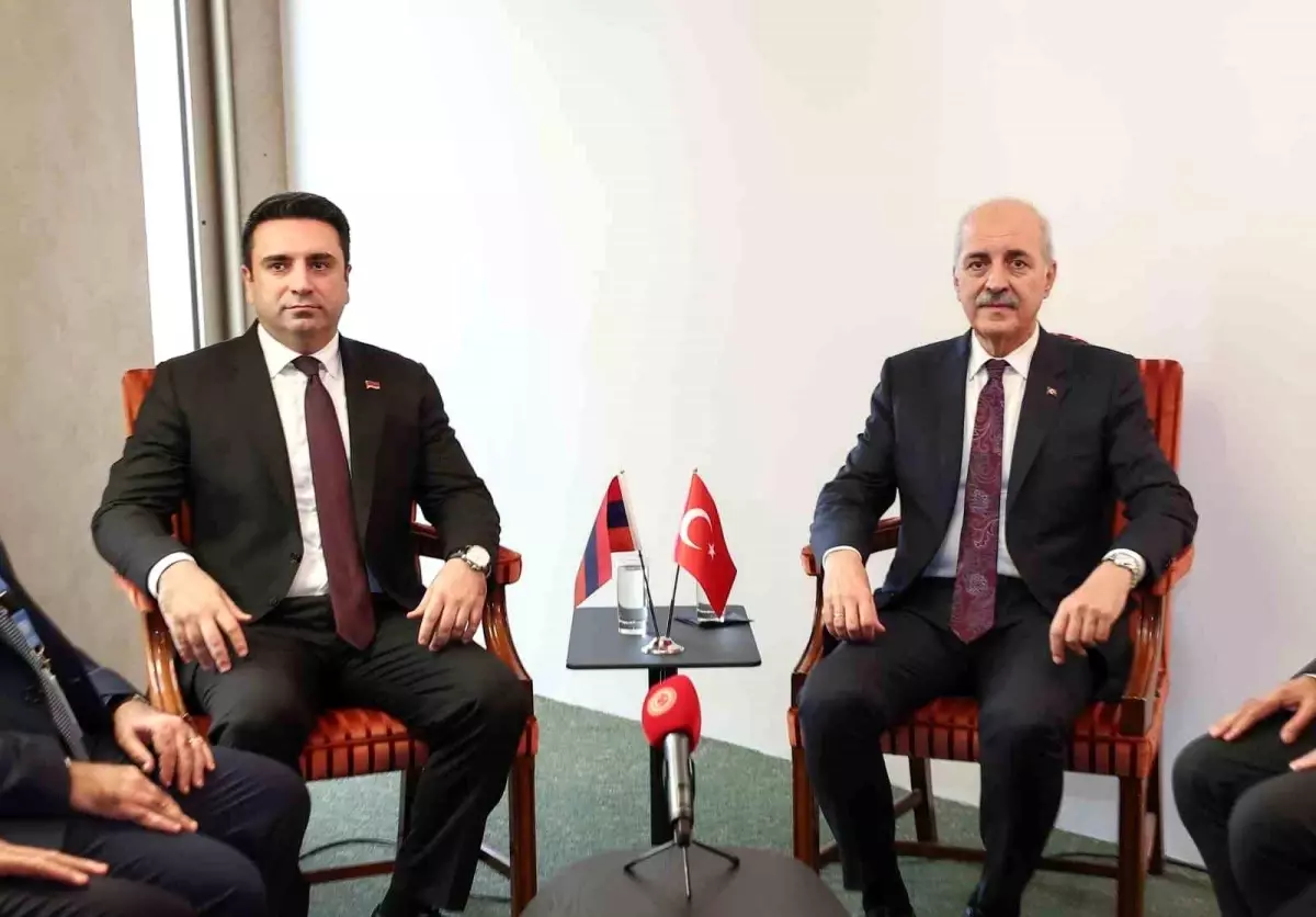 Kurtulmuş ve Simonyan\'dan Diyalog Vurgusu