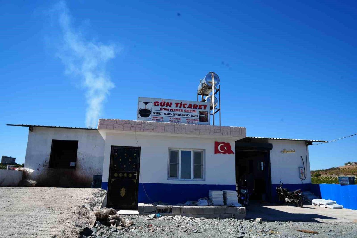 Kilis\'te Üzümden Pekmez Üretimi