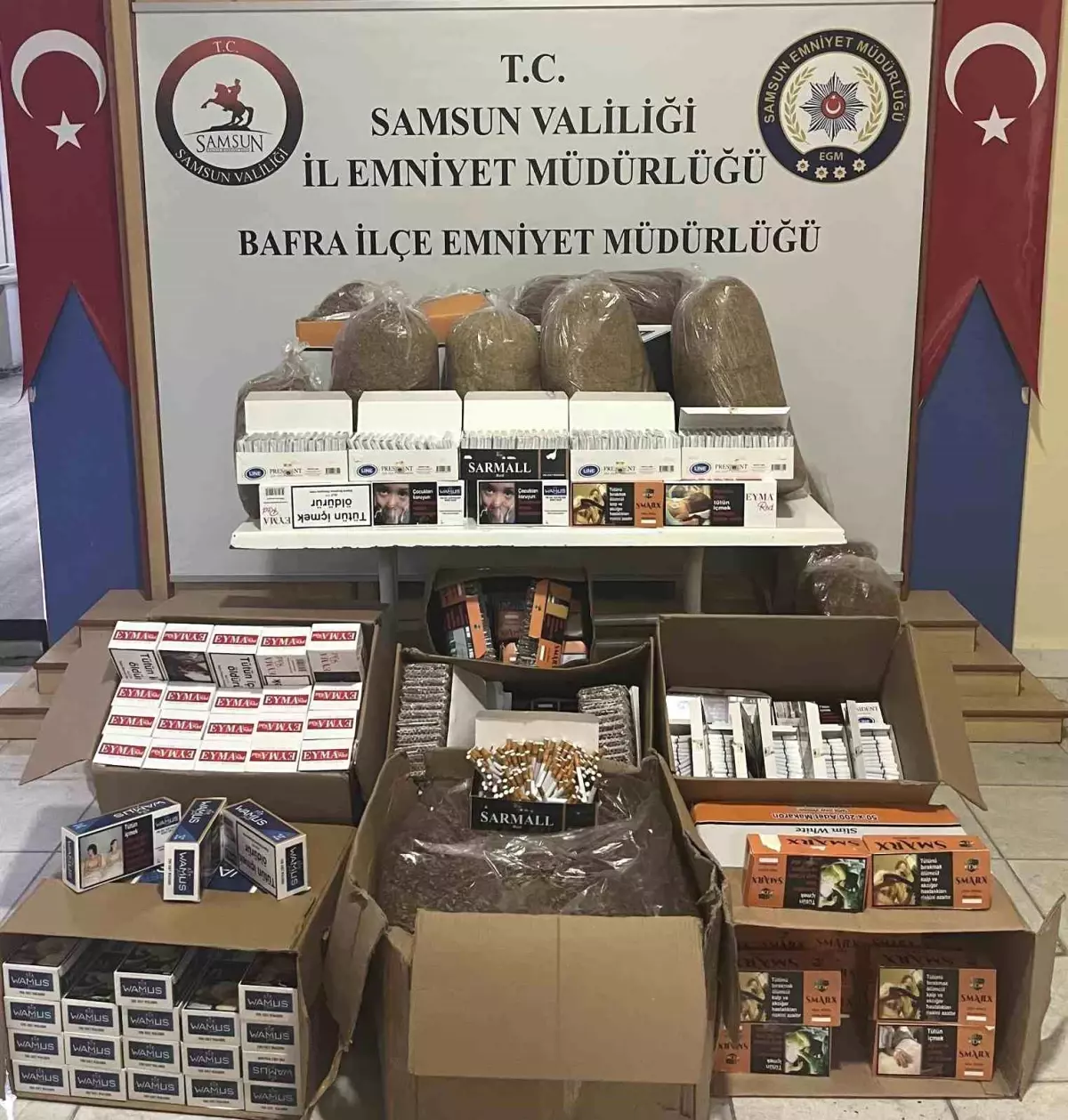 Samsun\'da Kaçak Tütün ve Makaron Ele Geçirildi