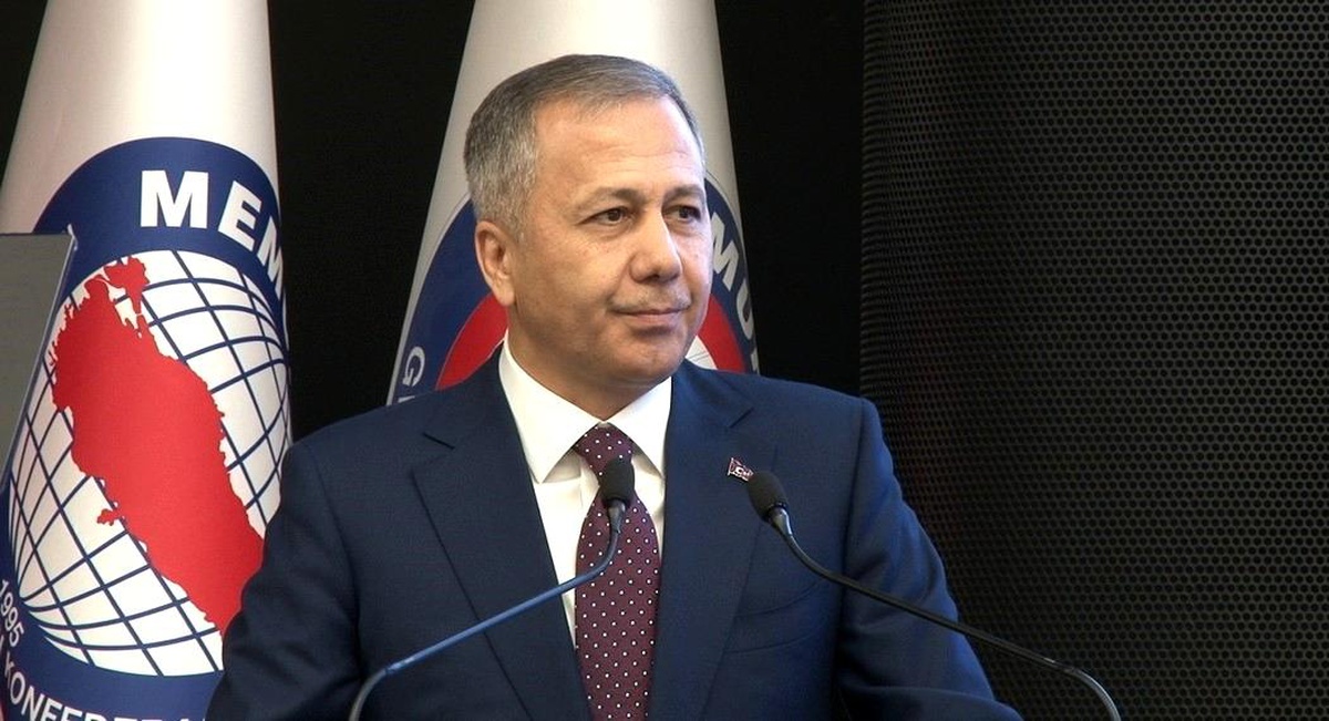 Bakan Yerlikaya: "Siber zorbalarla amansız bir mücadele sürdürüyoruz"