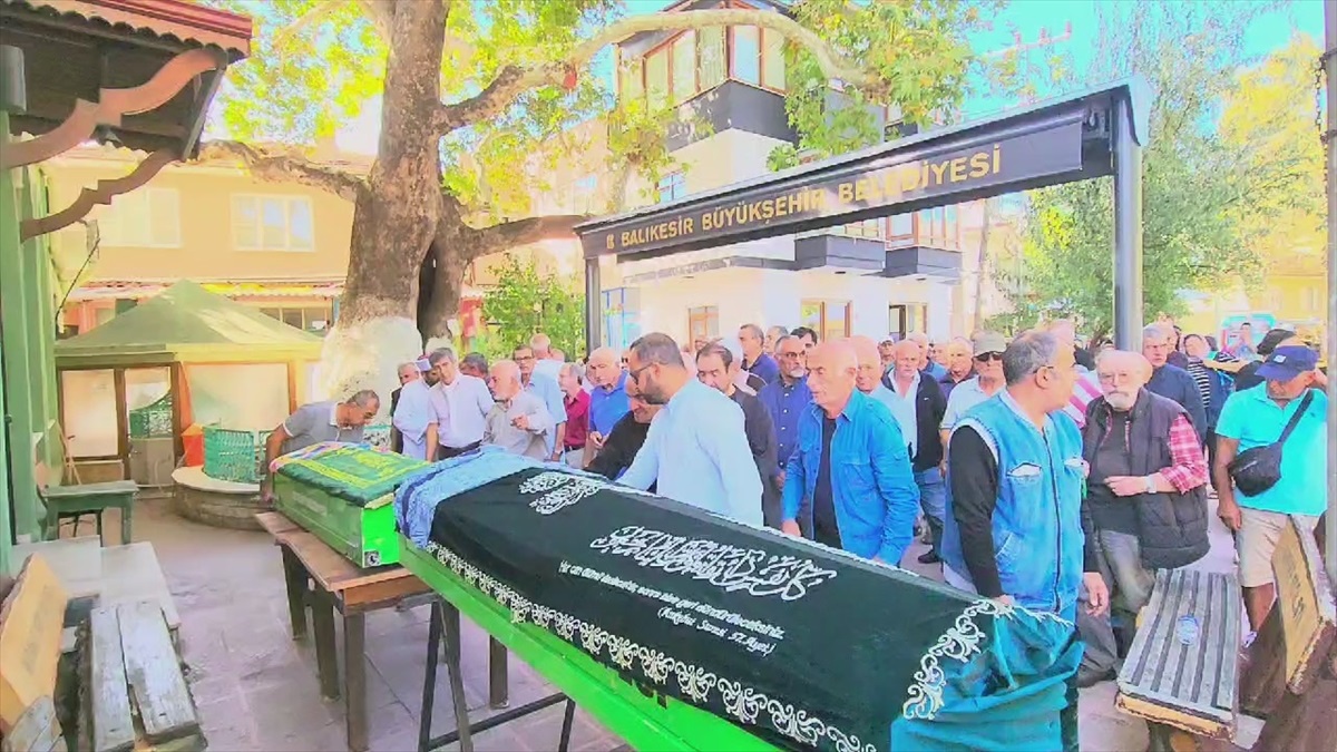 Edremit\'te Anne ve Kızına Son Veda