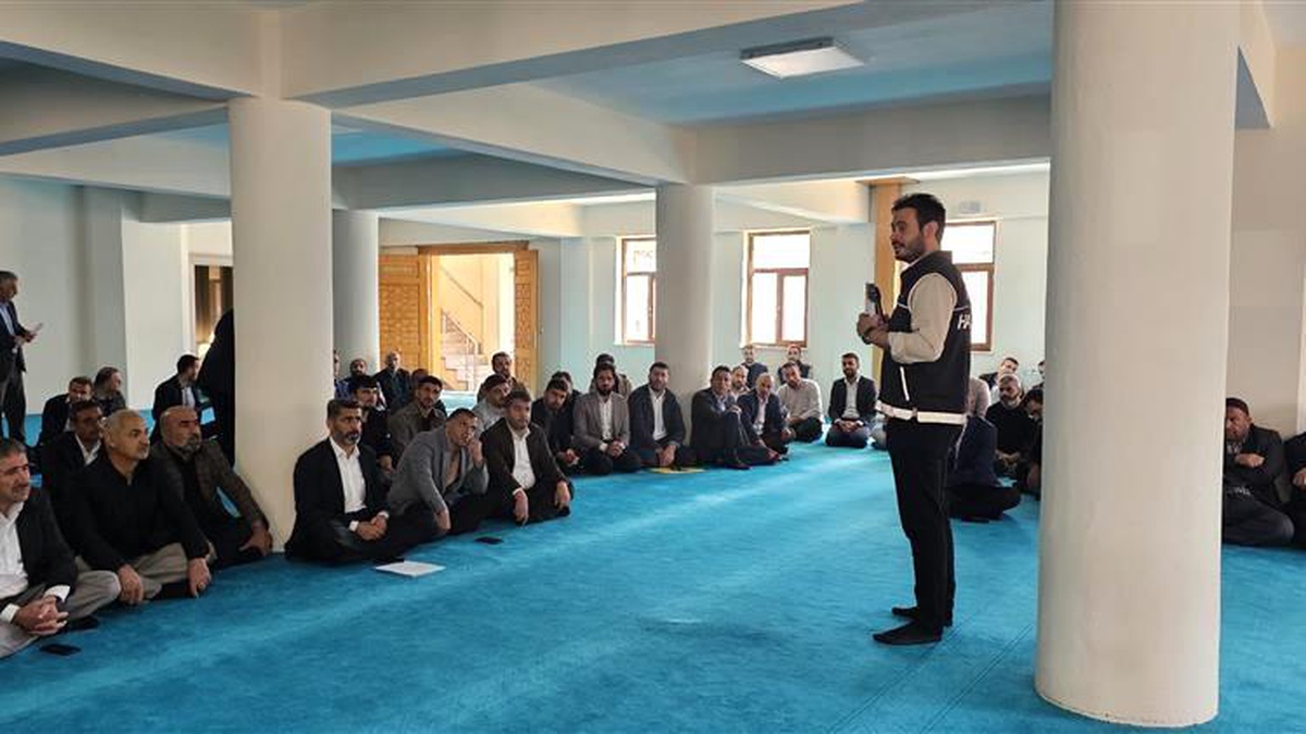 Hakkari\'de Din Görevlilerine Seminer Düzenlendi