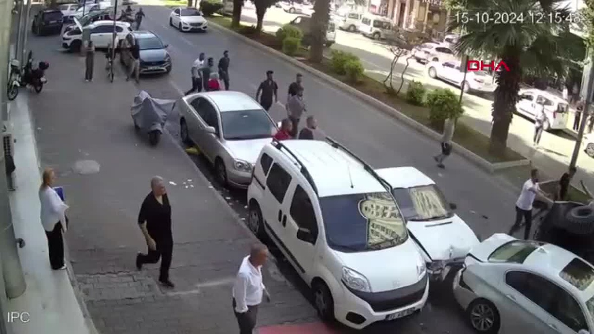 Mersin\'de Kaza: 4 Yaralı