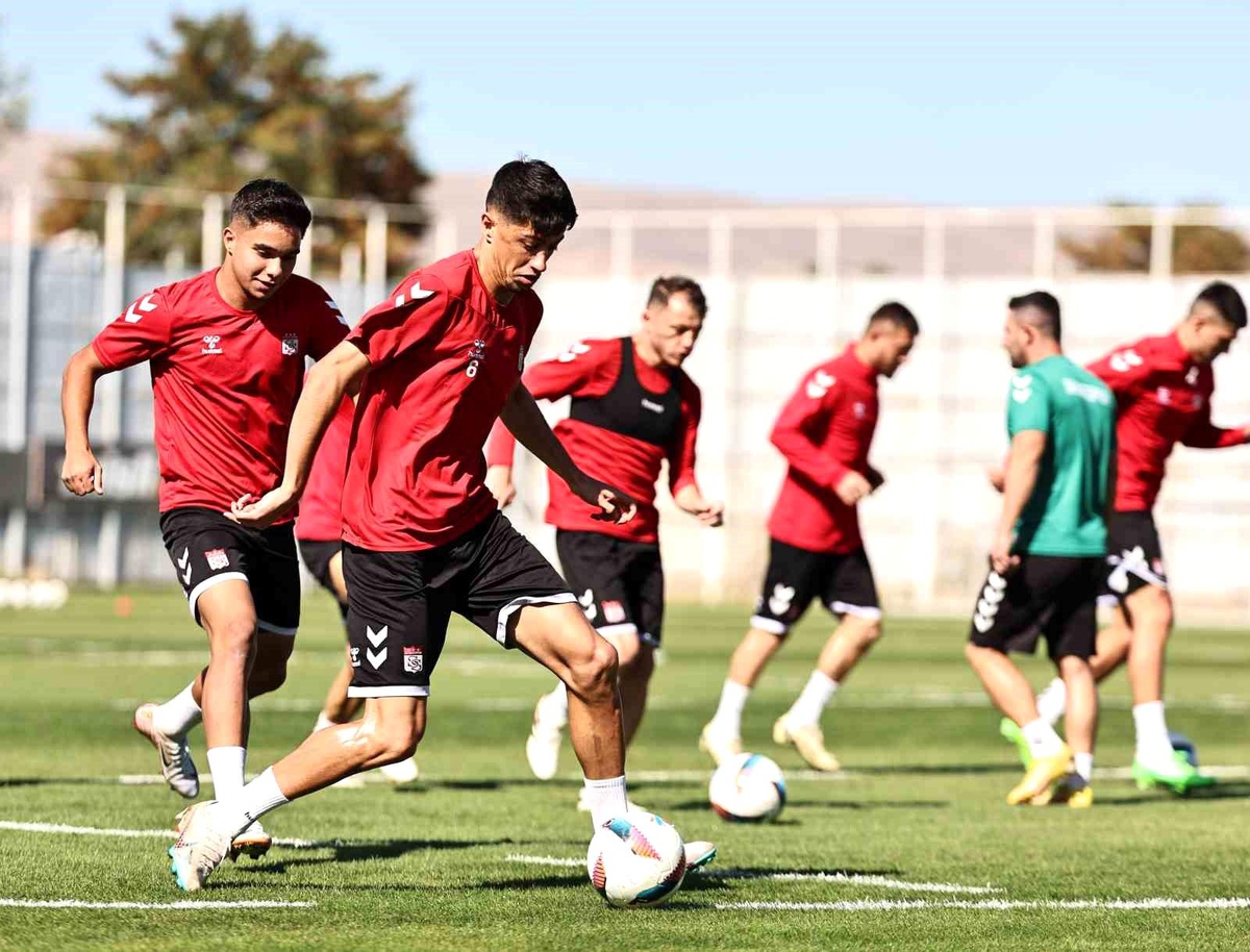 Sivasspor Hatayspor Maçına Hazırlanıyor