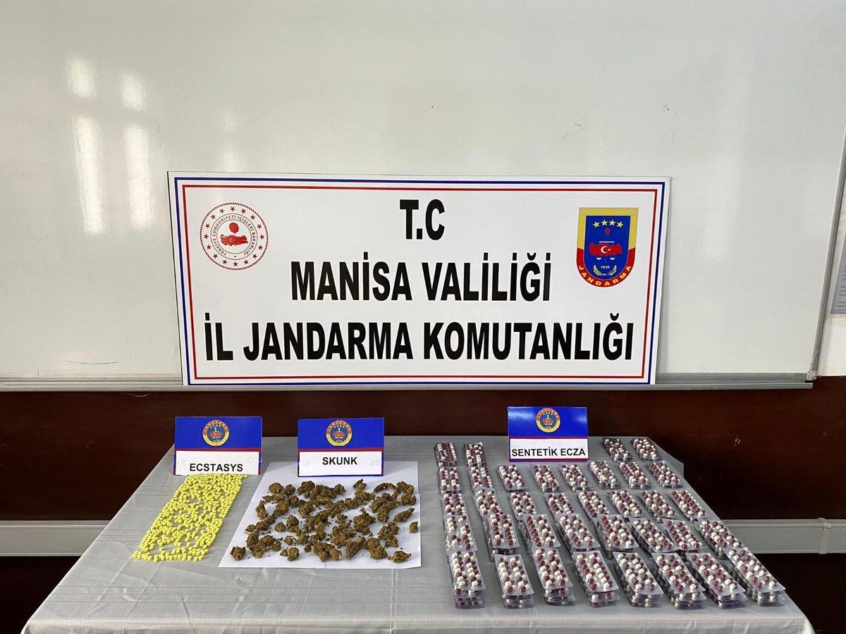 Manisa\'da Uyuşturucu Operasyonu