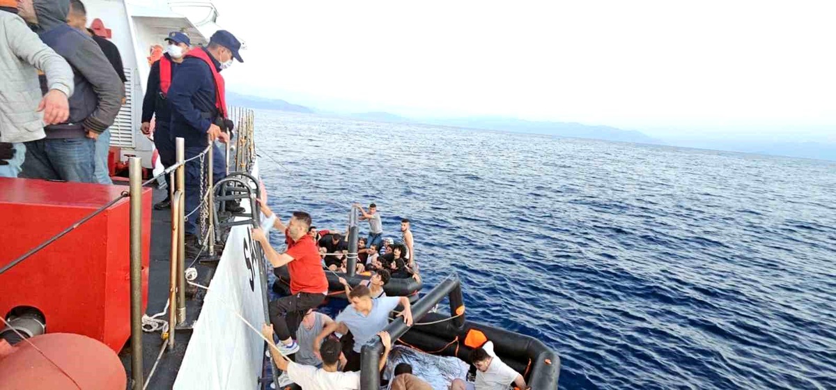 Marmaris\'te 39 Göçmen Kurtarıldı
