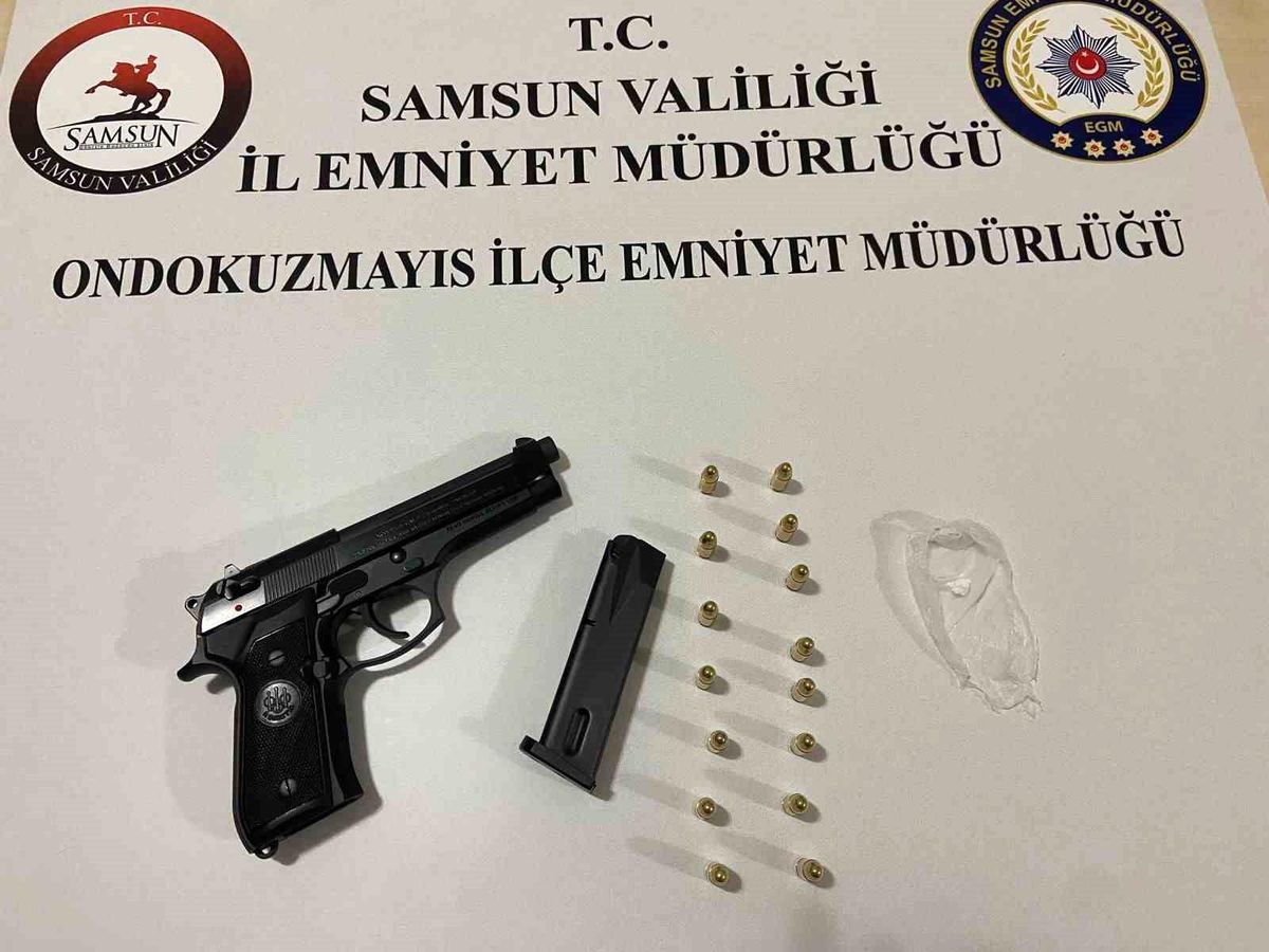 Samsun\'da Yol Uygulamasında Silah ve Kokain Ele Geçirildi