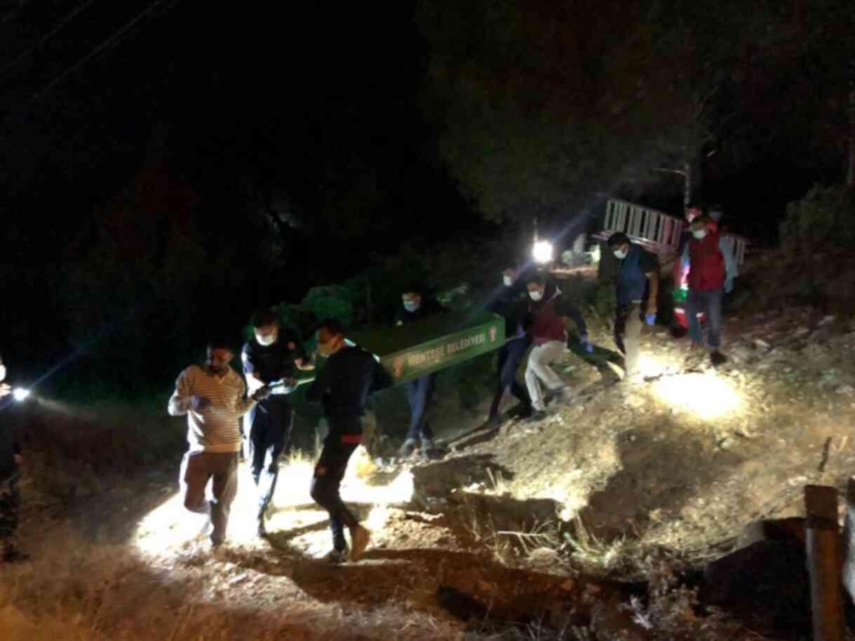 3 yıl önce oğlunu kaybeden şahıs ağaca asılı halde ölü olarak bulundu