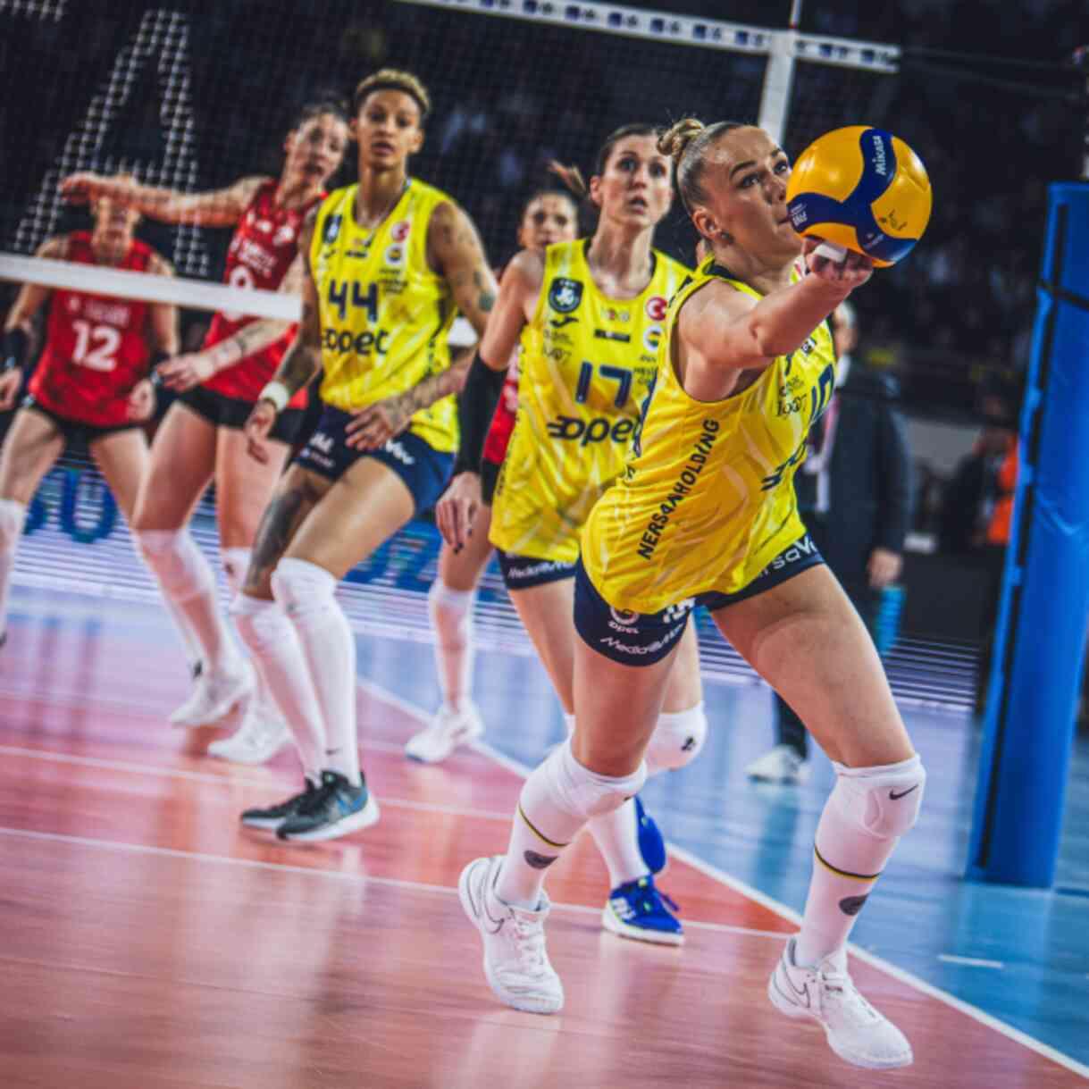 A Milli Kadın Voleybol Takımı'nın Yıldızı Melissa Vargas 25 Yaşında: Foto Muhabiri Yaşar Yılmaz Değerlendirdi