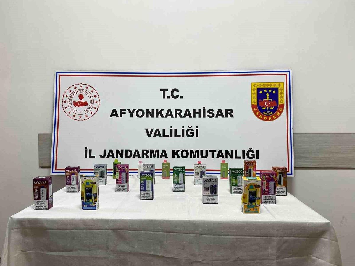 Afyonkarahisar\'da Kaçak Elektronik Sigara Operasyonu