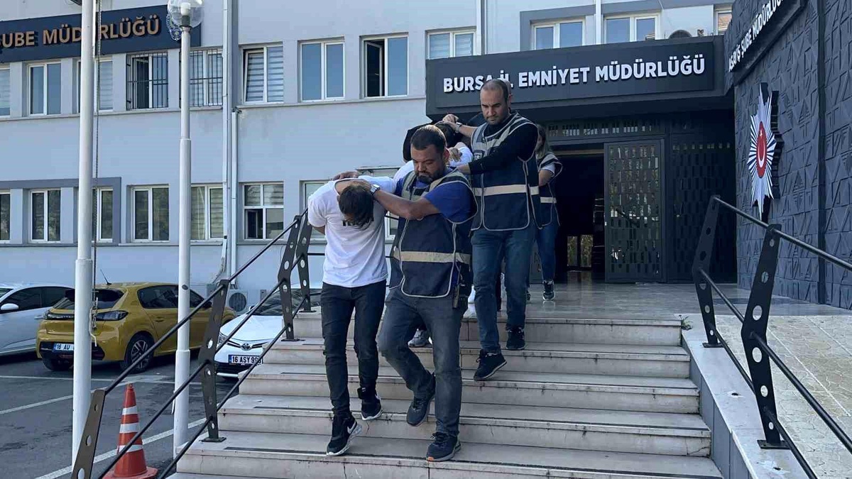 Bursa\'da Fuhşa Zorlanan Kadınlar Kurtarıldı