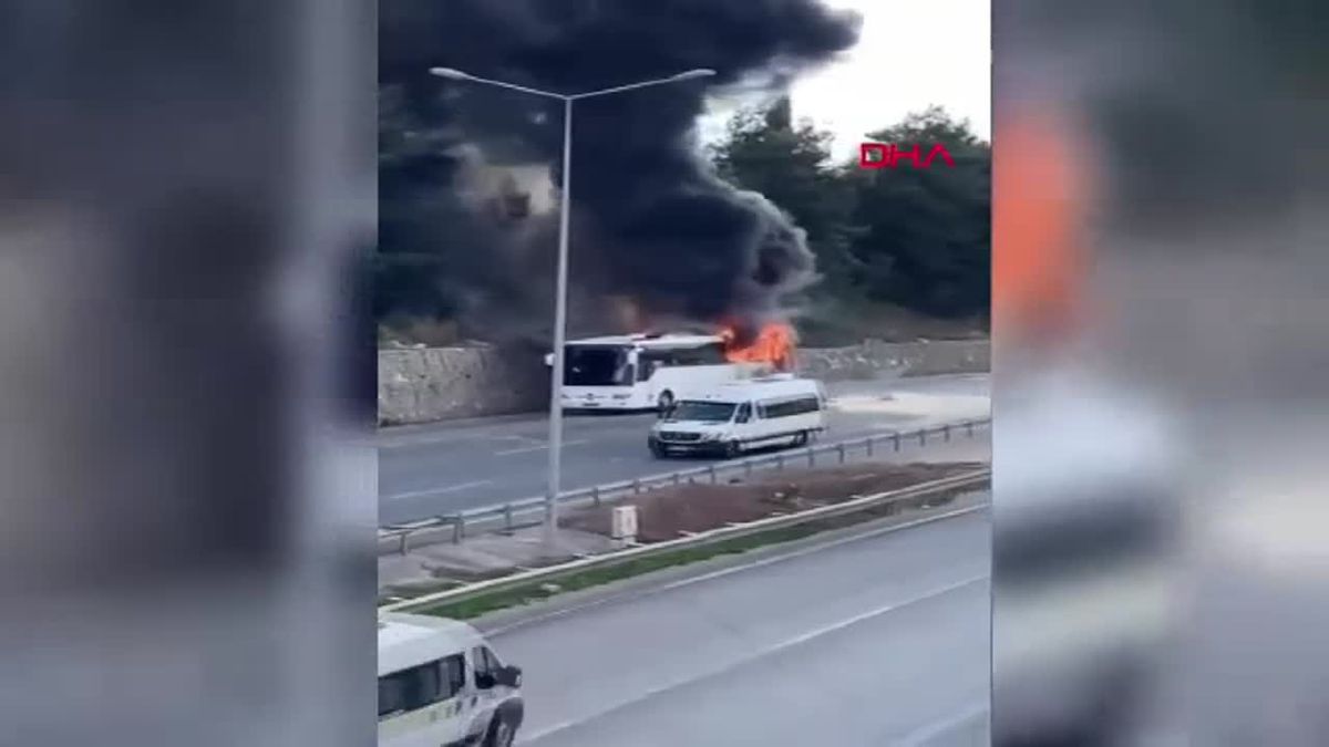 Bursa\'da Servis Otobüsü Yangın Çıkardı