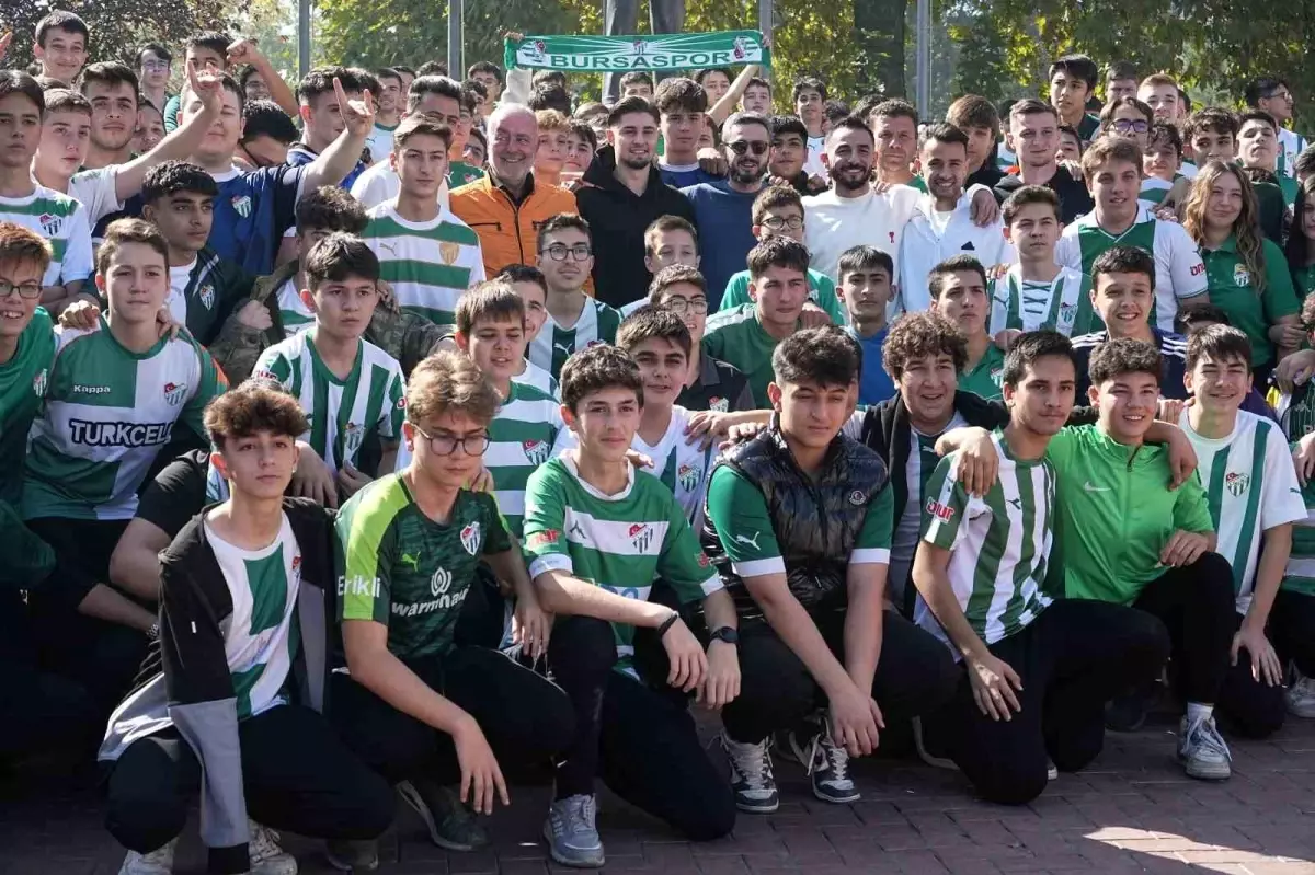 Bursaspor\'un Öğrencilere Ziyareti