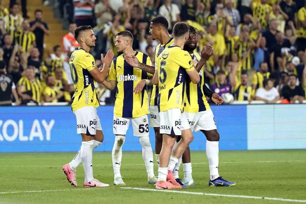 Fenerbahçe\'nin Zorlu Takvimine Giriş