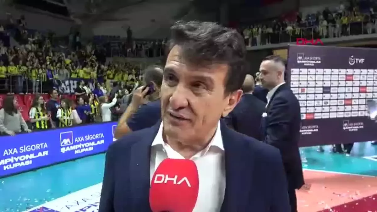 Fenerbahçe Kadın Voleybol Takımı Kupa Aldı