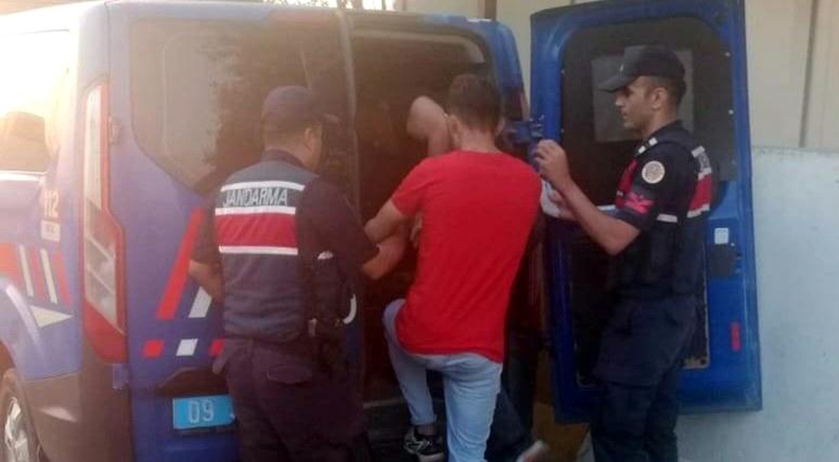 Aydın\'da 2 Düzensiz Göçmen ve 1 Organizör Yakalandı