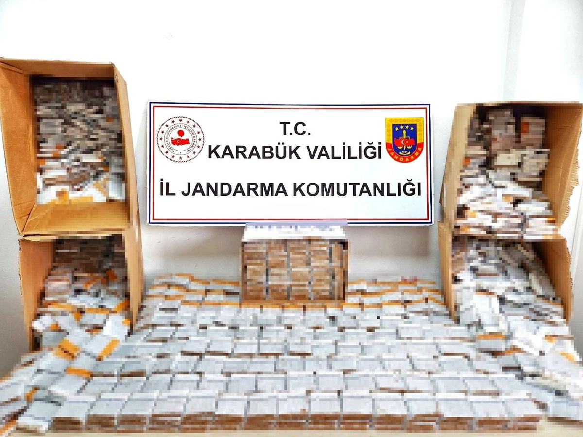 Karabük\'te Kaçak Tütün ve Makaron Operasyonu