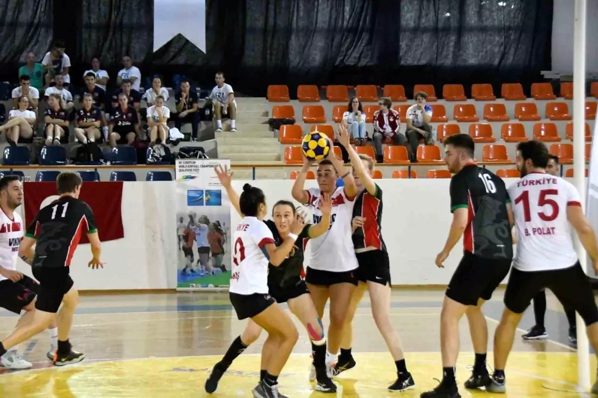 Korfbol B Ligi Şampiyonası Antalya\'da Başladı