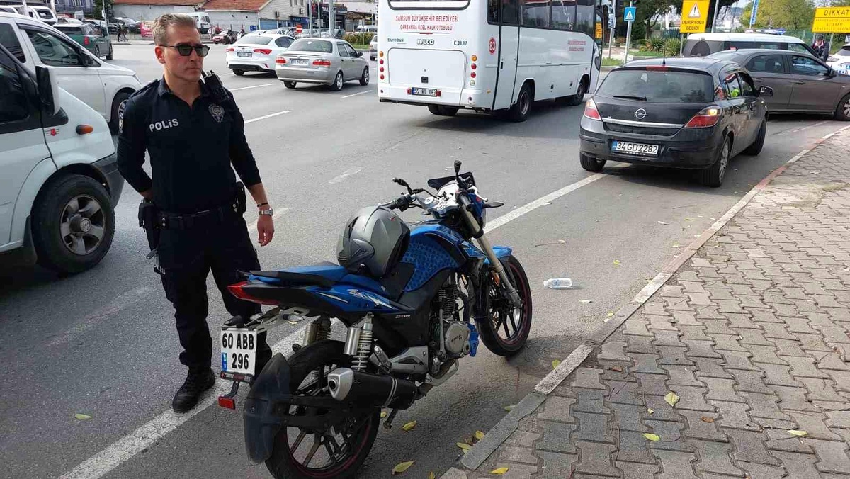 Samsun\'da Motosiklet Kazası: 1 Yaralı