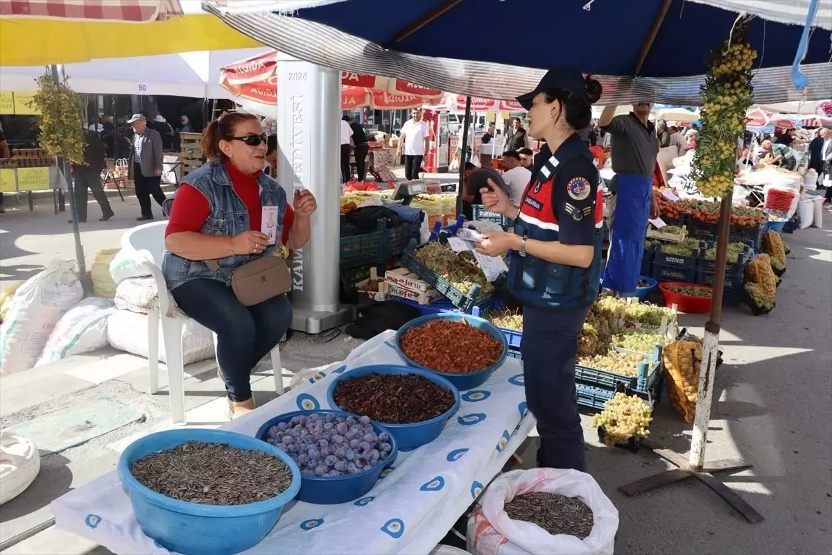 Jandarma Kadın Esnafa Eğitim Verdi