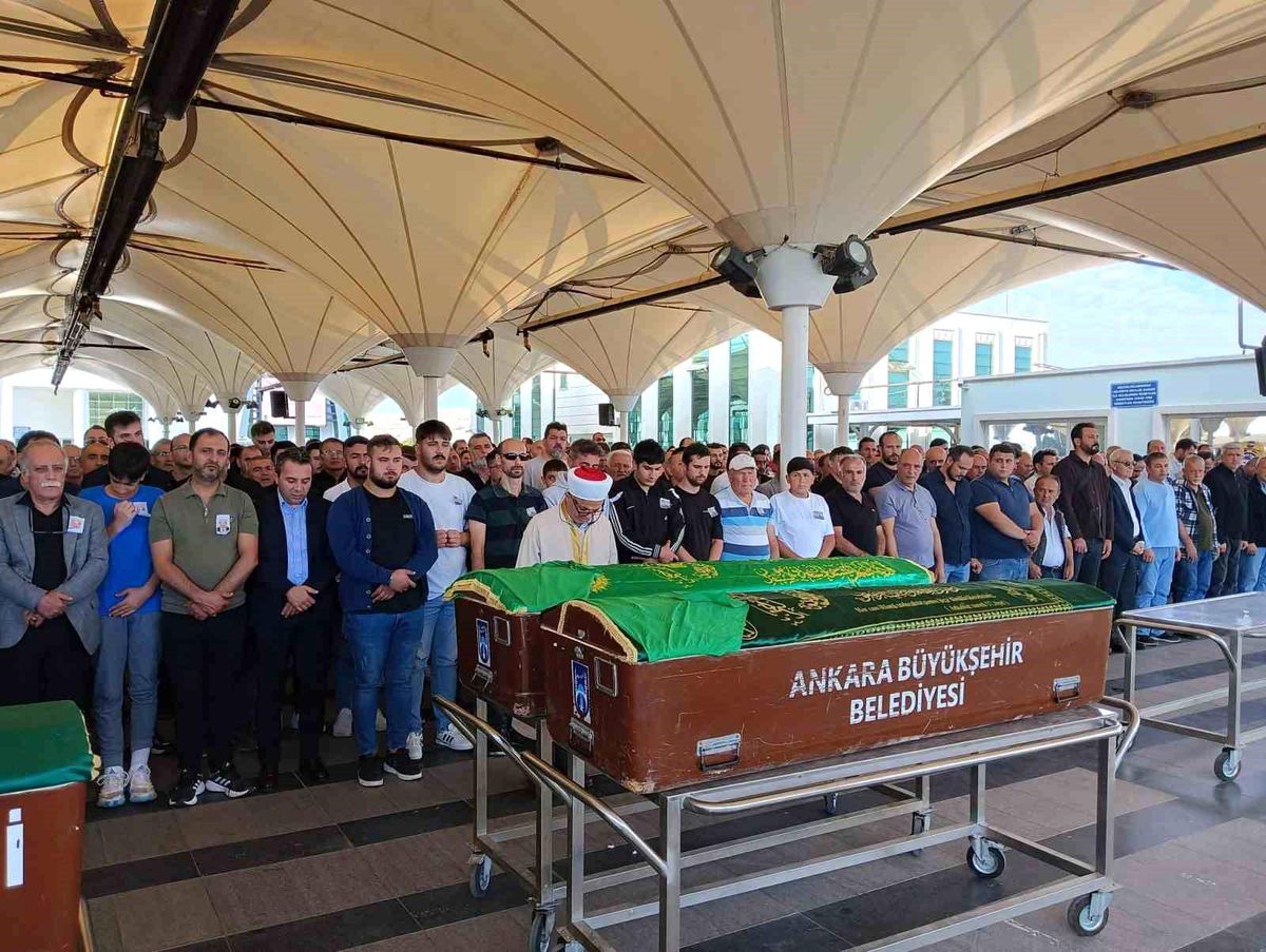 Polis Eşi Tarafından Vurularak Öldürüldü