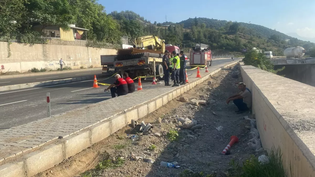 Şantiye İşçisi Vinçten Çarpılarak Hayatını Kaybetti