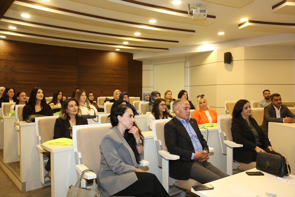Kadınlar CNC Operatörü Sertifikası Aldı