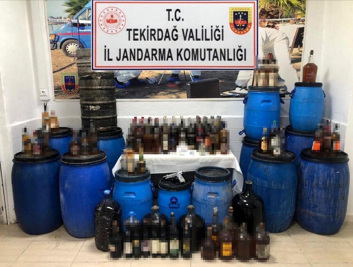 Tekirdağ\'da Uyuşturucu ve Kaçak İçki Operasyonu