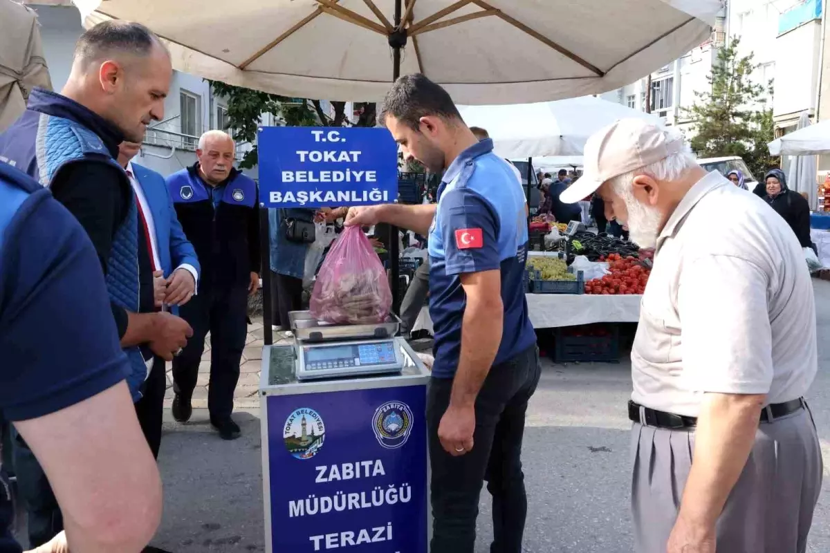 Tokat\'ta Zabıta Ekiplerinden Pazar Yerlerinde Gramaj Denetimi