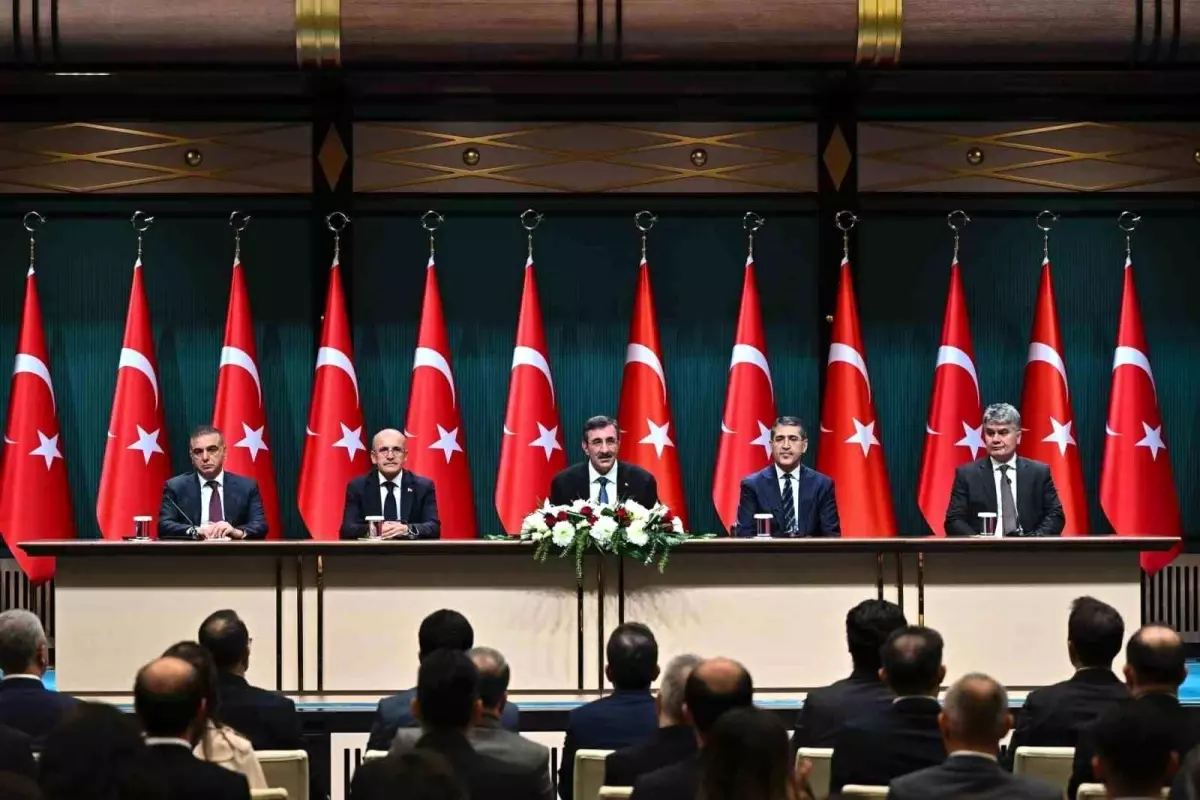 2025 yılı bütçesi açıklandı: En büyük pay eğitim ve sağlık alanlarına ayrıldı