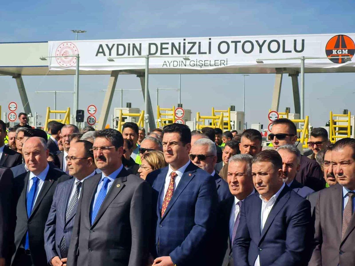 Denizli-Aydın Otoyolu Açıldı
