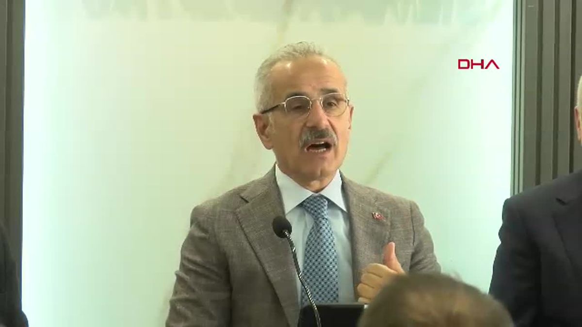 Ulaştırma ve Altyapı Bakanı Uraloğlu: \'Aydın-Denizli Otoyolu\'nun Açılmasının Gururunu Yaşıyoruz\'