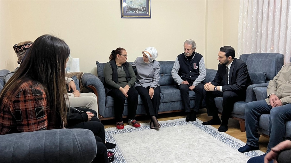 Bakan Göktaş\'tan Taziye Ziyareti
