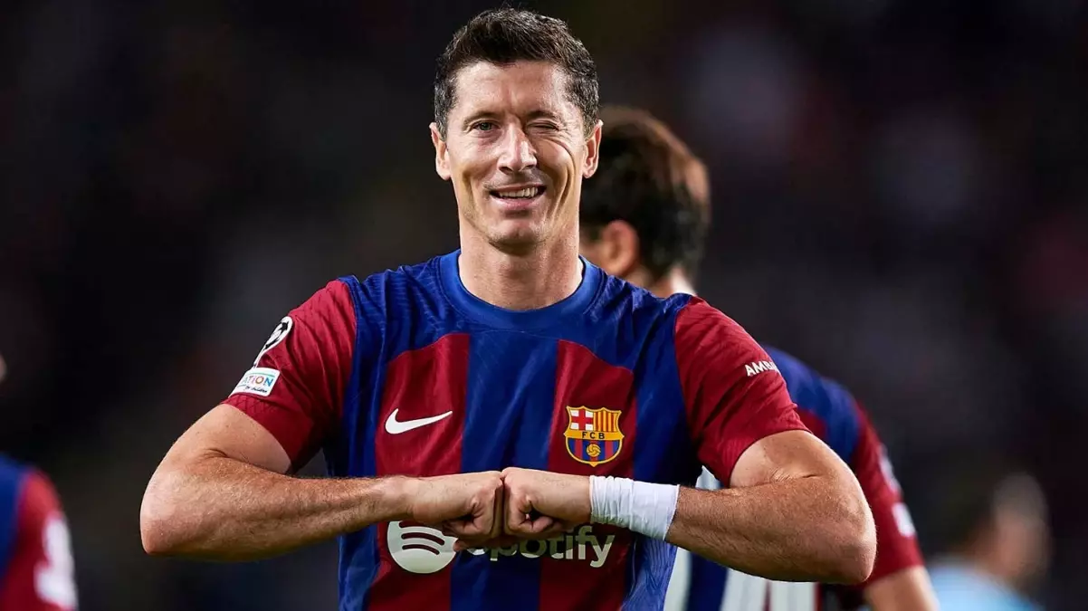 Barcelona\'nın Robert Lewandowski transferinde dolandırıldığı ortaya çıktı